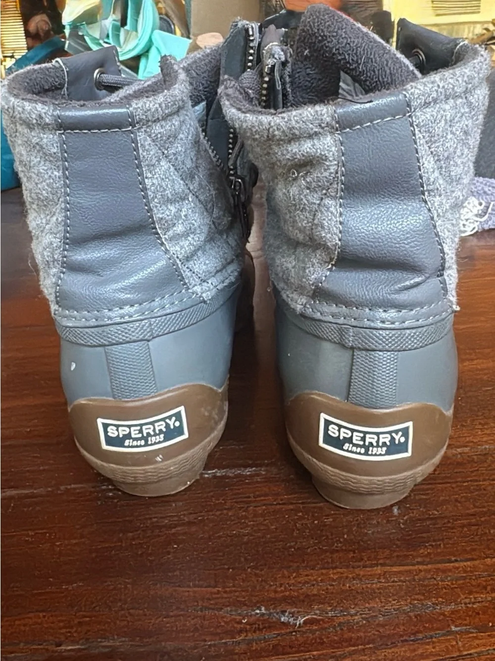 Sperry Ladies Waterproof Gray Winter Boots 8